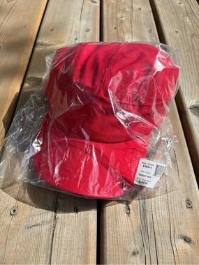 NWT Stormtech CWX-1 Cap - BRIGHT RED